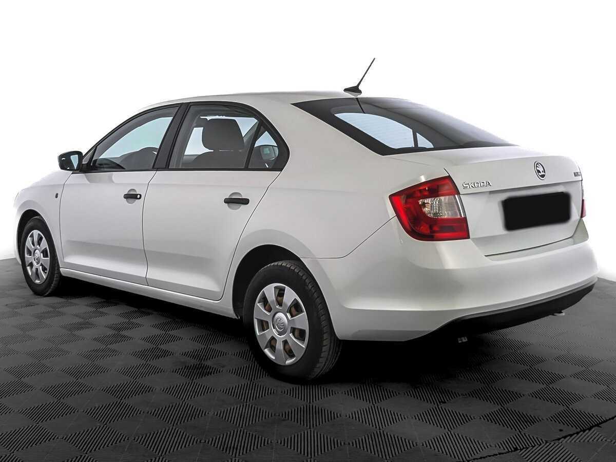 Купить Skoda Rapid с пробегом. Фото: #6