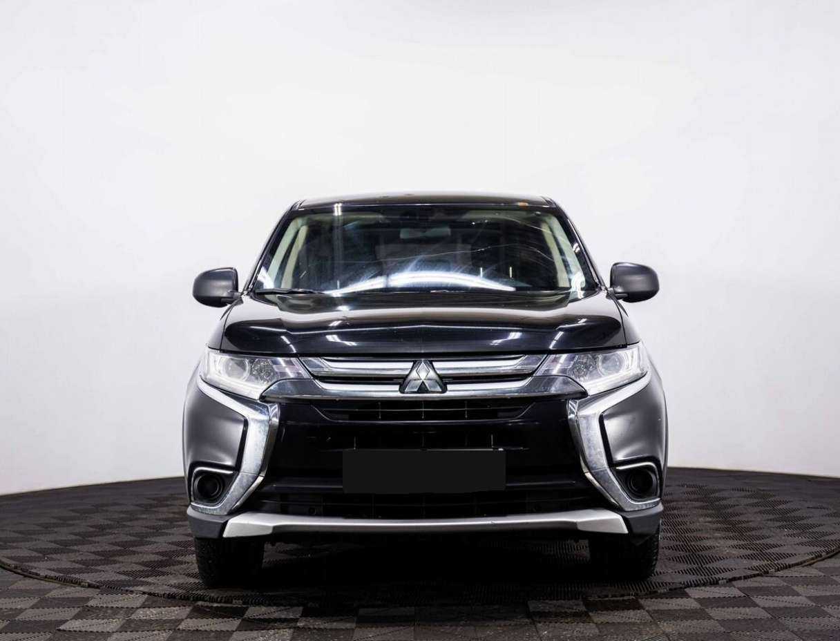 Купить Mitsubishi Outlander с пробегом. Фото: #1