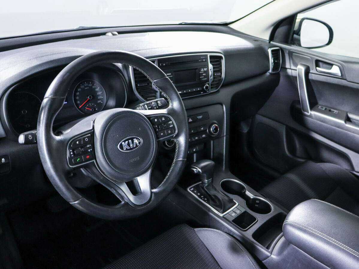 Купить Kia Sportage с пробегом. Фото: #10
