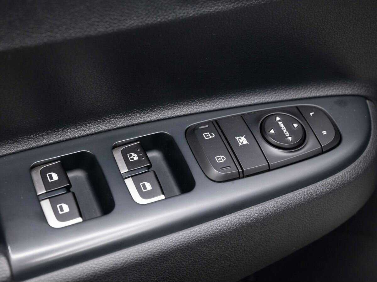 Купить Kia Rio с пробегом. Фото: #17