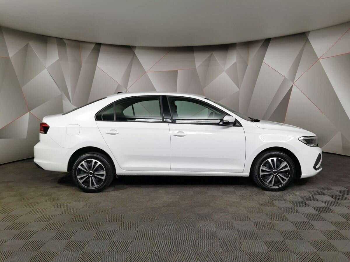 Купить Volkswagen Polo с пробегом. Фото: #5