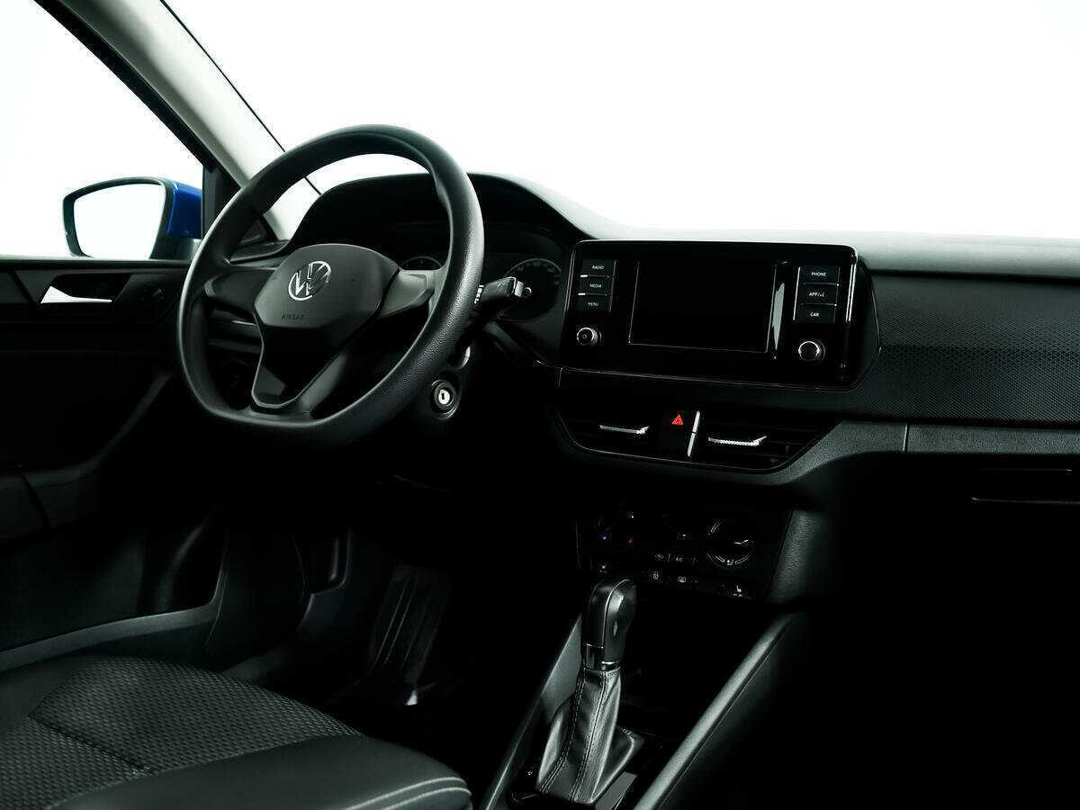 Купить Volkswagen Polo с пробегом. Фото: #8