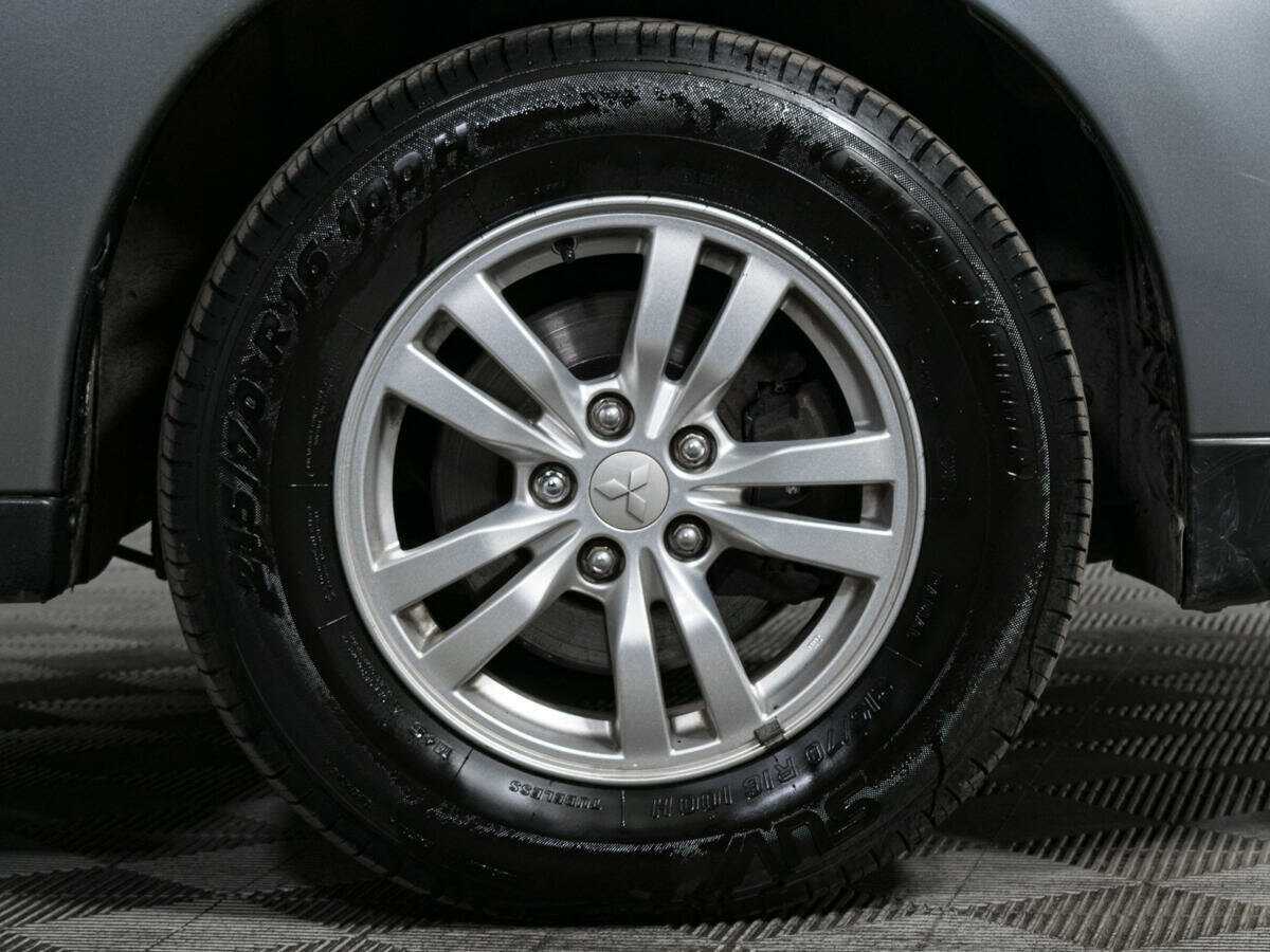 Купить Mitsubishi Outlander с пробегом. Фото: #16