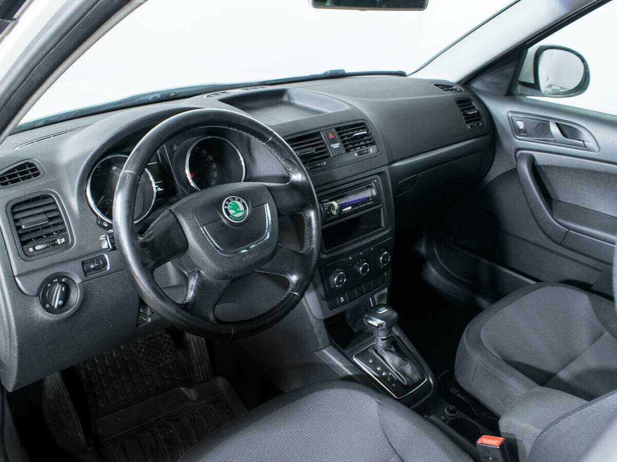 Купить Skoda Yeti с пробегом. Фото: #12