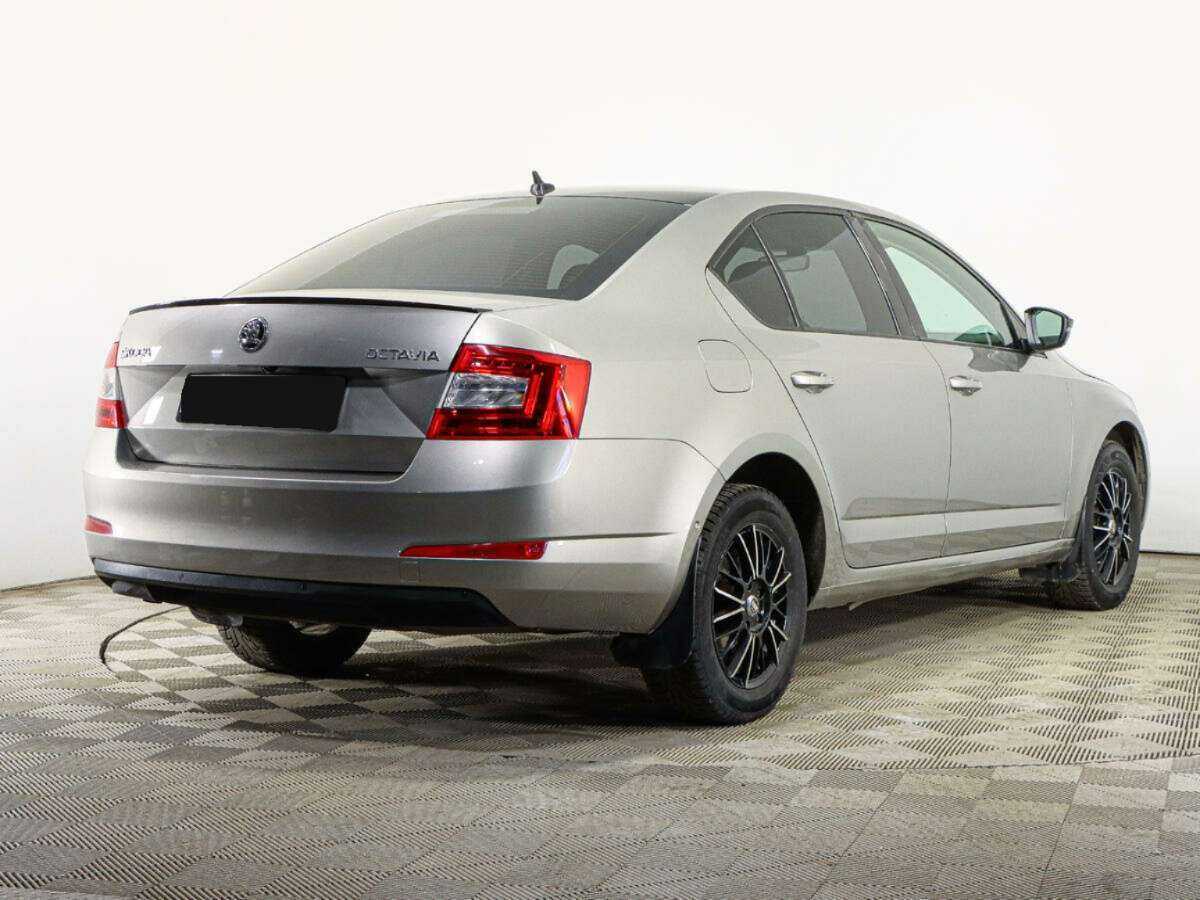 Купить Skoda Octavia с пробегом. Фото: #3