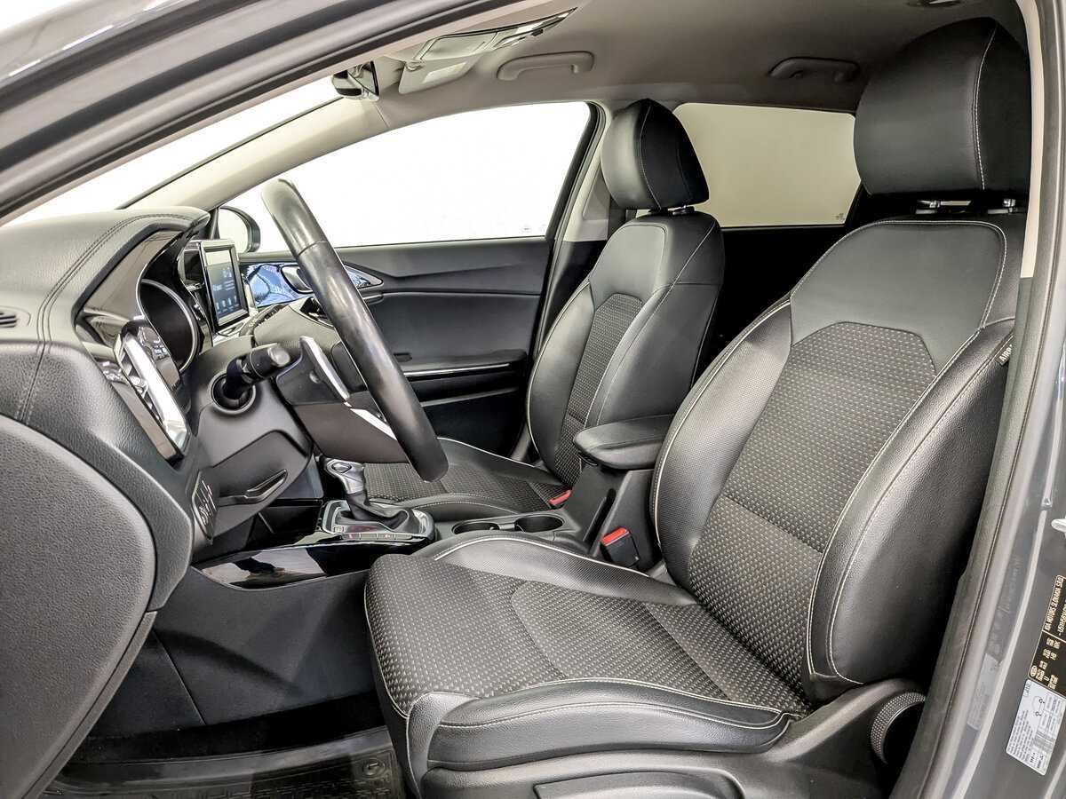 Купить Kia Ceed с пробегом. Фото: #17