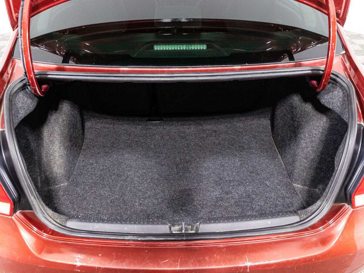 Купить Volkswagen Polo с пробегом. Фото: #14