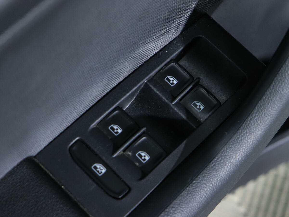 Купить Skoda Rapid с пробегом. Фото: #16