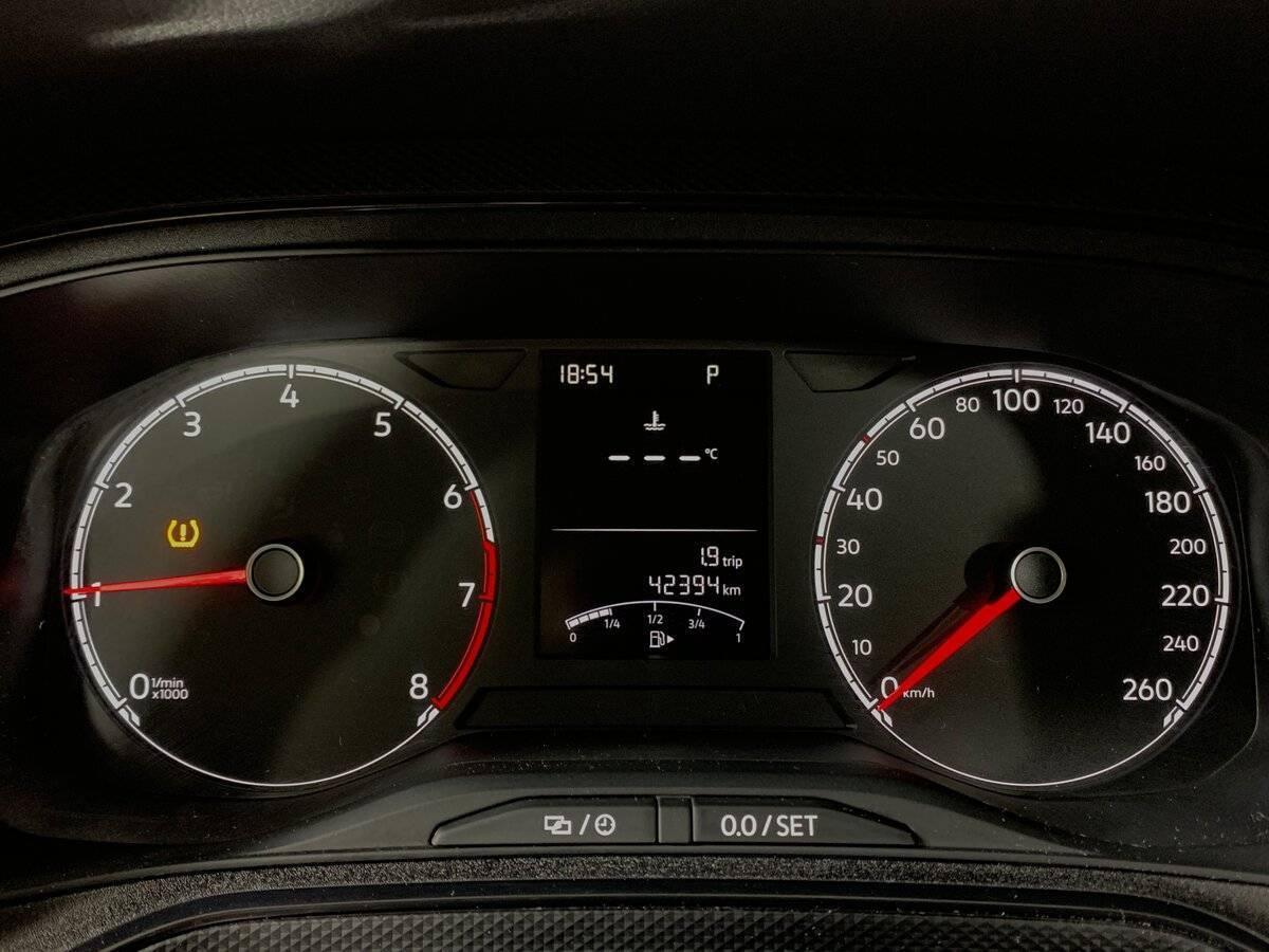 Купить Volkswagen Polo с пробегом. Фото: #13