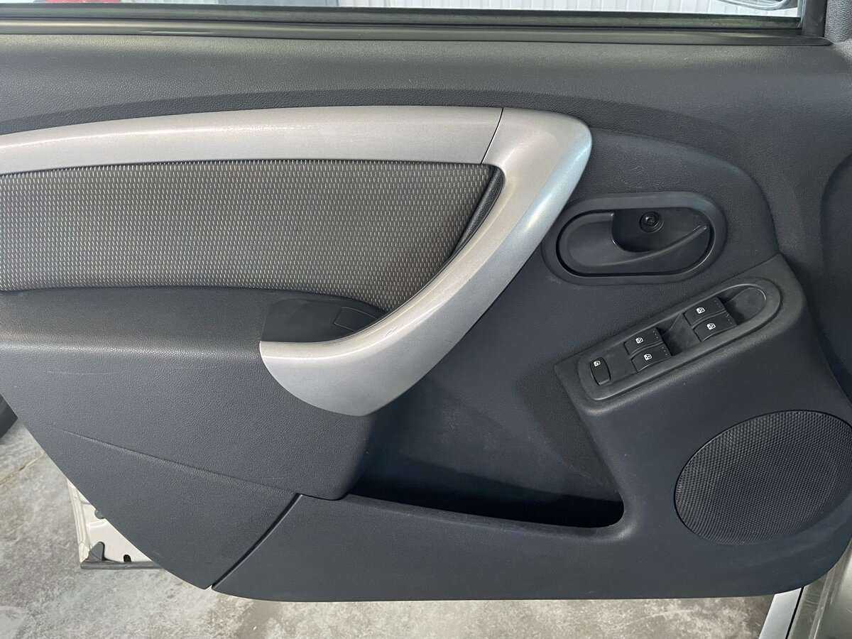 Купить Renault Duster с пробегом. Фото: #15