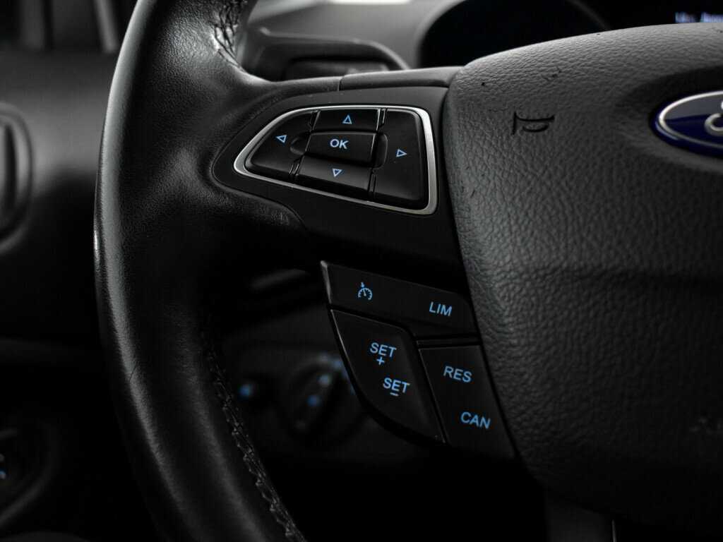 Купить Ford Kuga с пробегом. Фото: #17