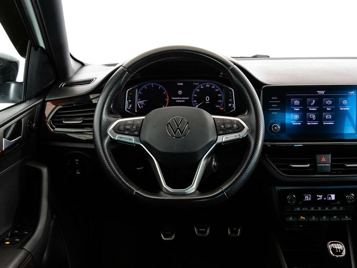 Купить Volkswagen Polo с пробегом. Фото: #9