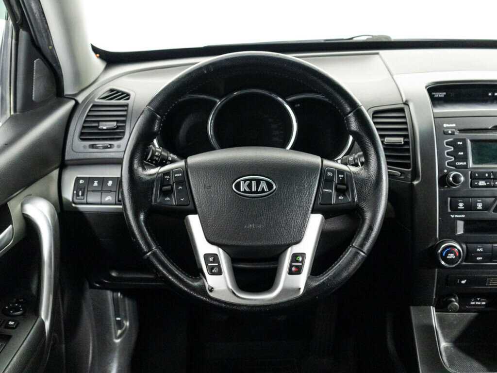 Купить Kia Sorento с пробегом. Фото: #15