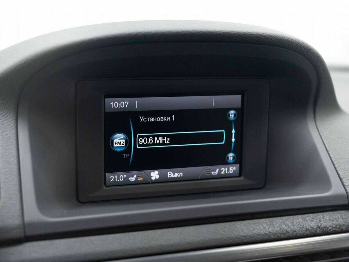 Купить Volvo XC70 с пробегом. Фото: #16