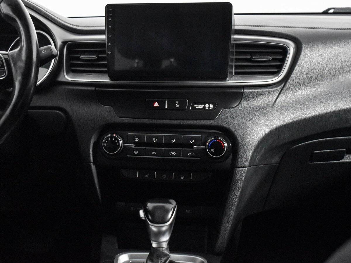 Купить Kia Ceed с пробегом. Фото: #11