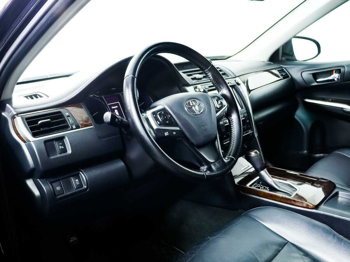 Купить Toyota Camry с пробегом. Фото: #12
