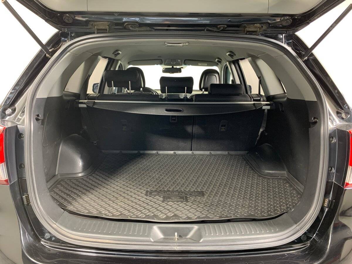 Купить Kia Sorento с пробегом. Фото: #17