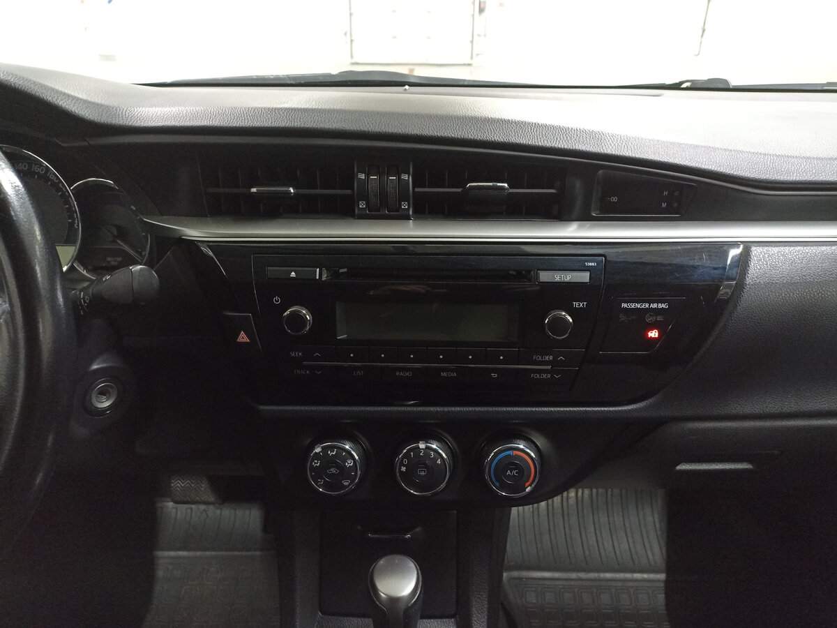 Купить Toyota Corolla с пробегом. Фото: #14