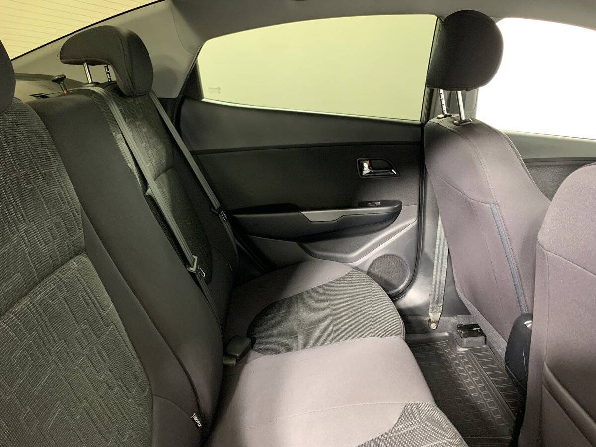 Купить Kia Rio с пробегом. Фото: #16