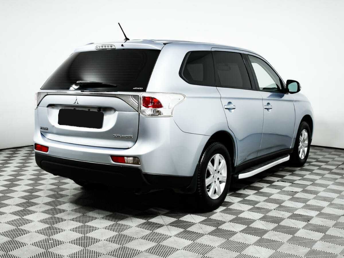Купить Mitsubishi Outlander с пробегом. Фото: #4