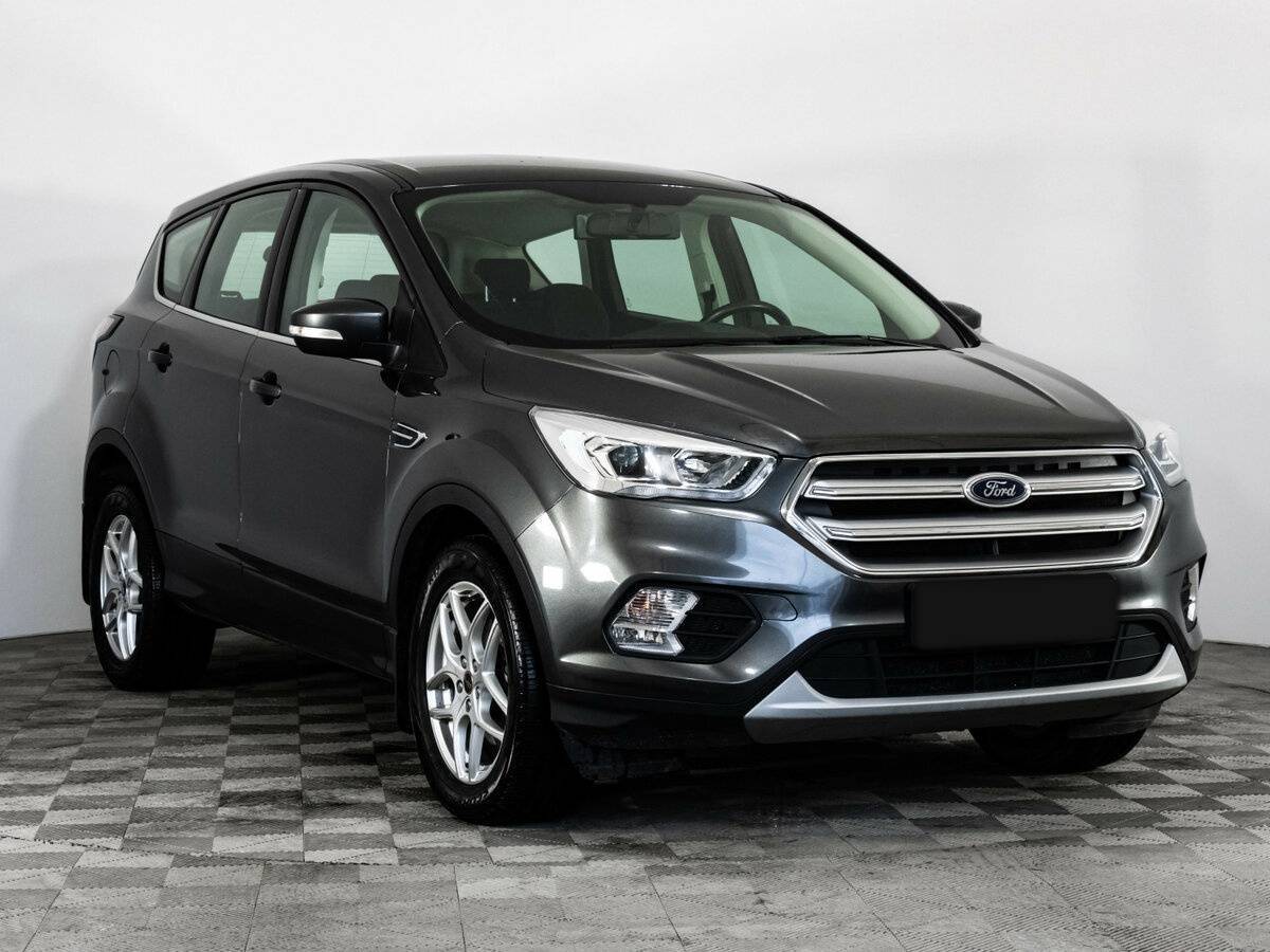 Купить Ford Kuga с пробегом. Фото: #2