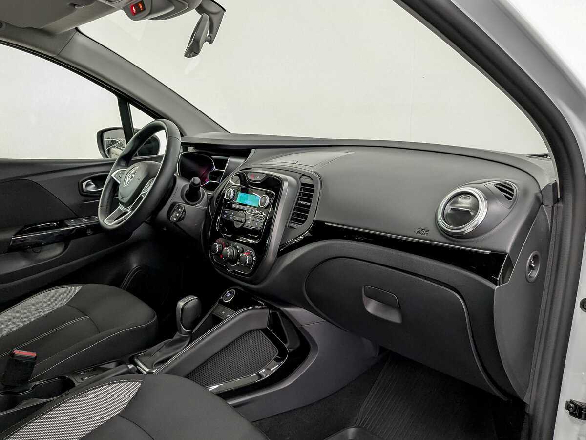Купить Renault Kaptur с пробегом. Фото: #10