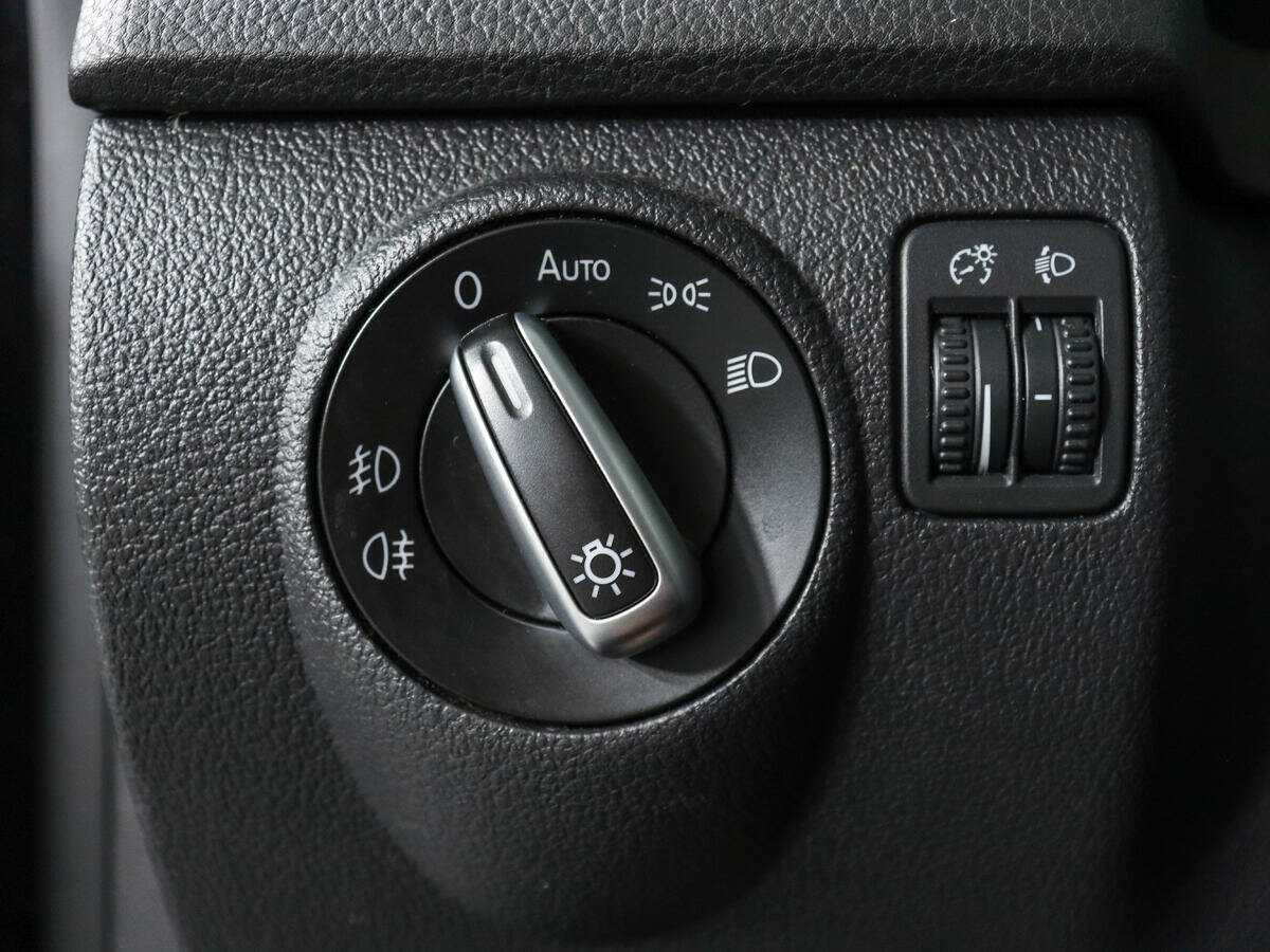 Купить Volkswagen Tiguan с пробегом. Фото: #13