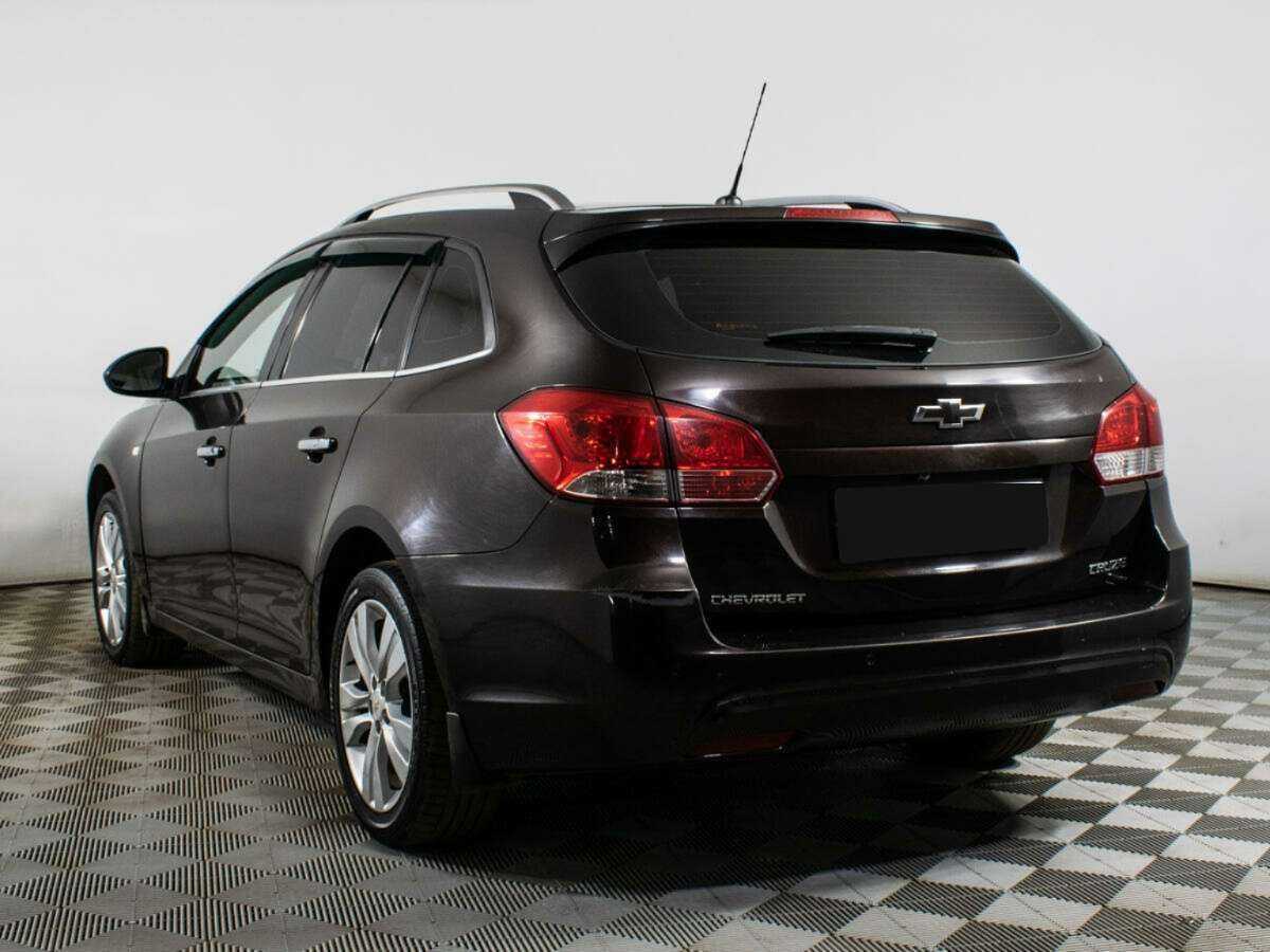 Купить Chevrolet Cruze с пробегом. Фото: #5