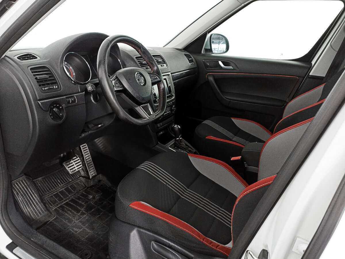 Купить Skoda Yeti с пробегом. Фото: #15