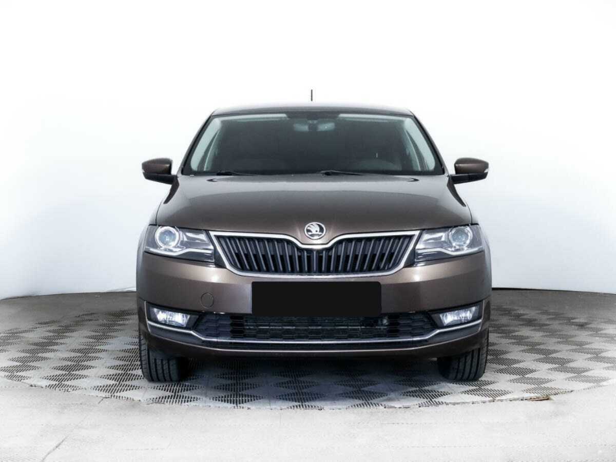Купить Skoda Rapid с пробегом. Фото: #1