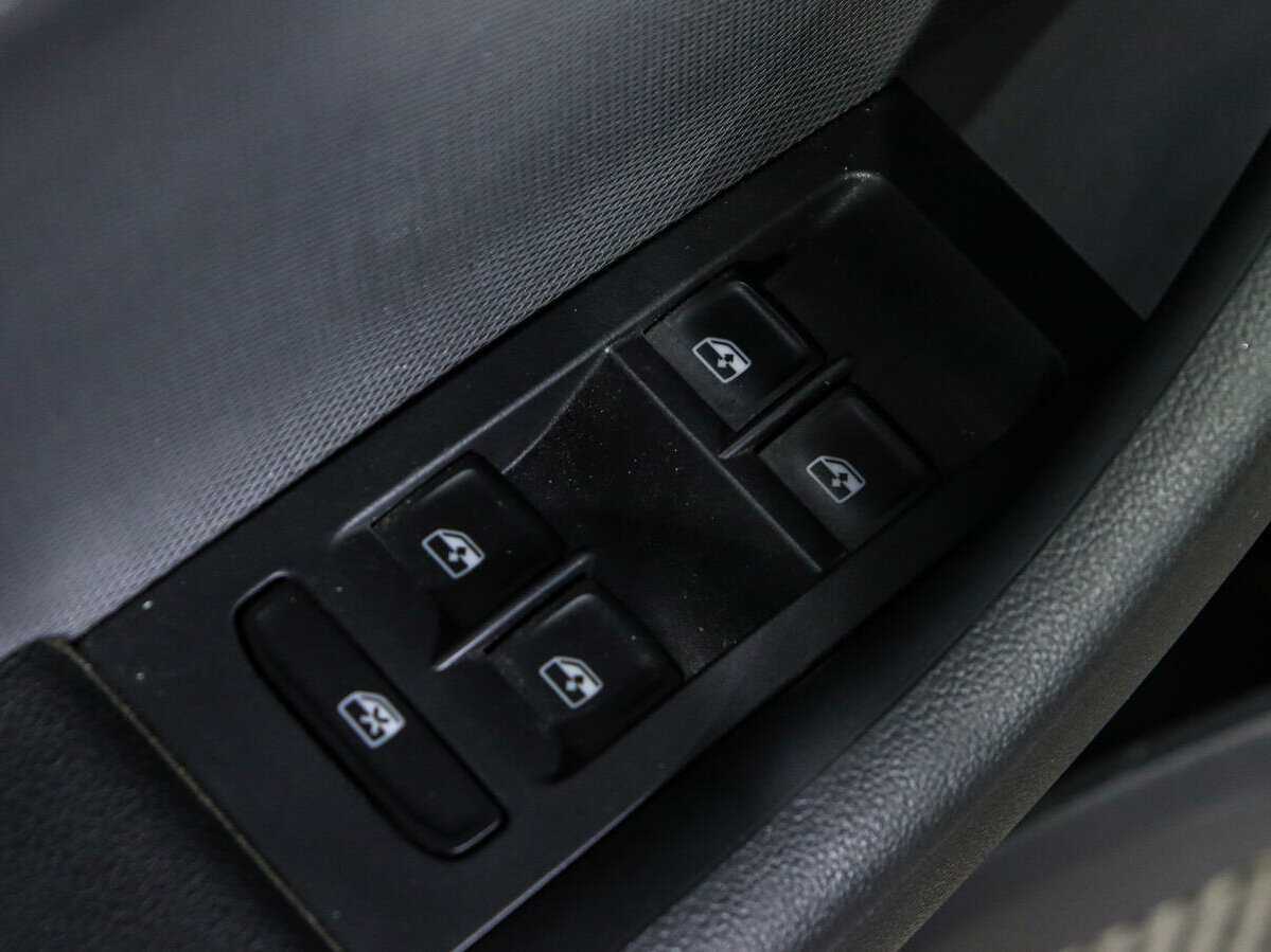 Купить Skoda Rapid с пробегом. Фото: #15