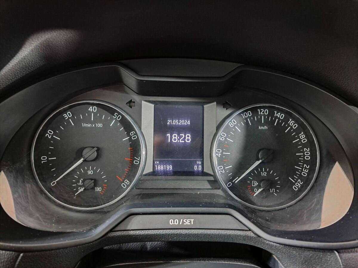 Купить Skoda Octavia с пробегом. Фото: #10