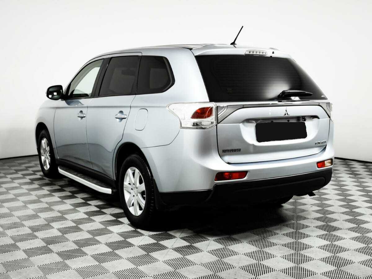 Купить Mitsubishi Outlander с пробегом. Фото: #6