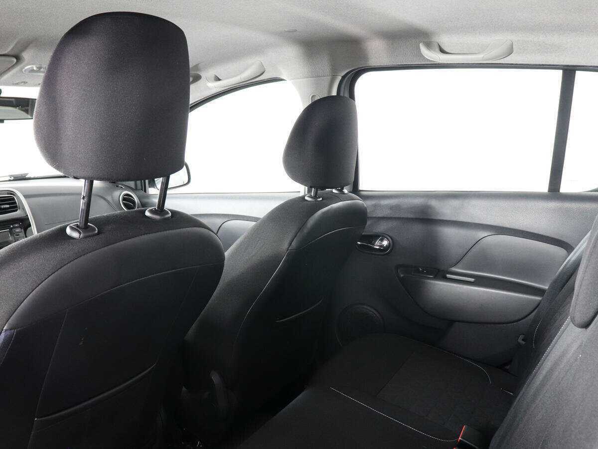 Купить Renault Sandero с пробегом. Фото: #11