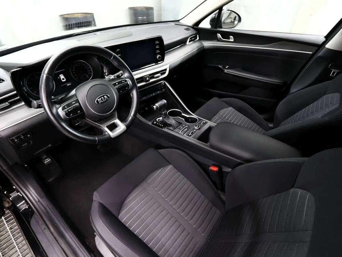 Купить Kia K5 с пробегом. Фото: #6