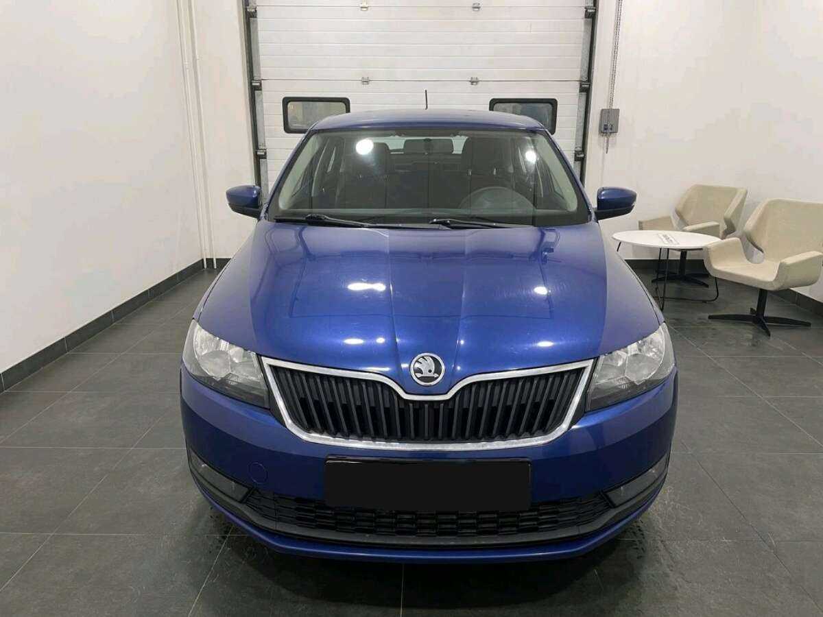 Купить Skoda Rapid с пробегом. Фото: #1