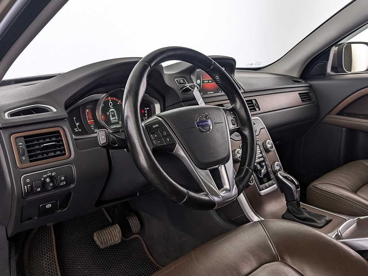 Купить Volvo XC70 с пробегом. Фото: #14