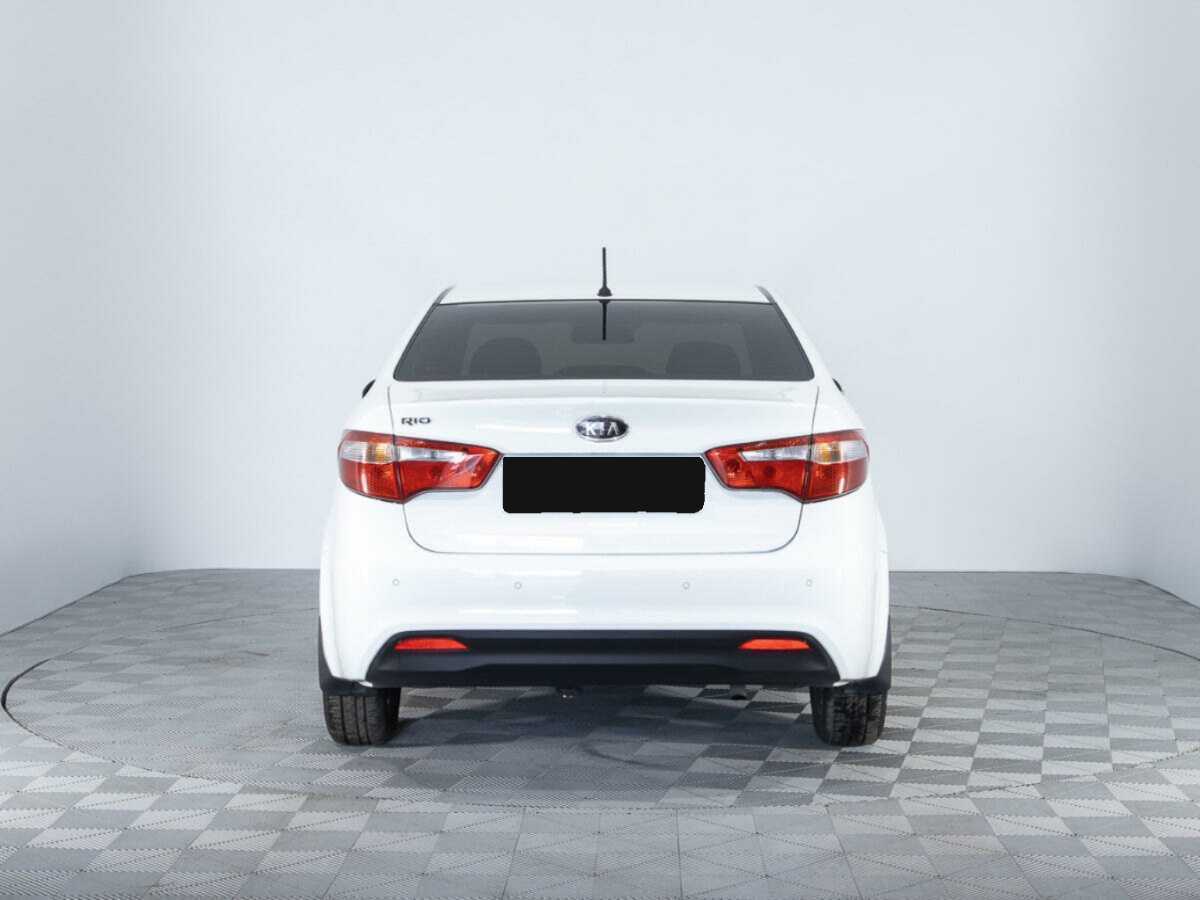 Купить Kia Rio с пробегом. Фото: #5