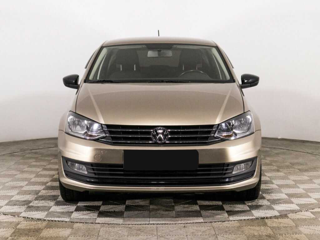 Купить Volkswagen Polo с пробегом. Фото: #1