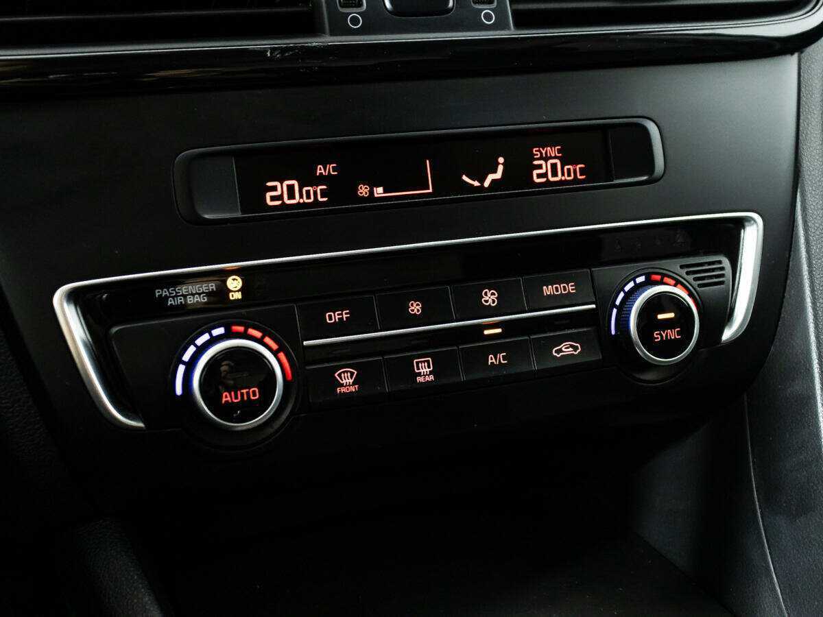 Купить Kia Optima с пробегом. Фото: #17