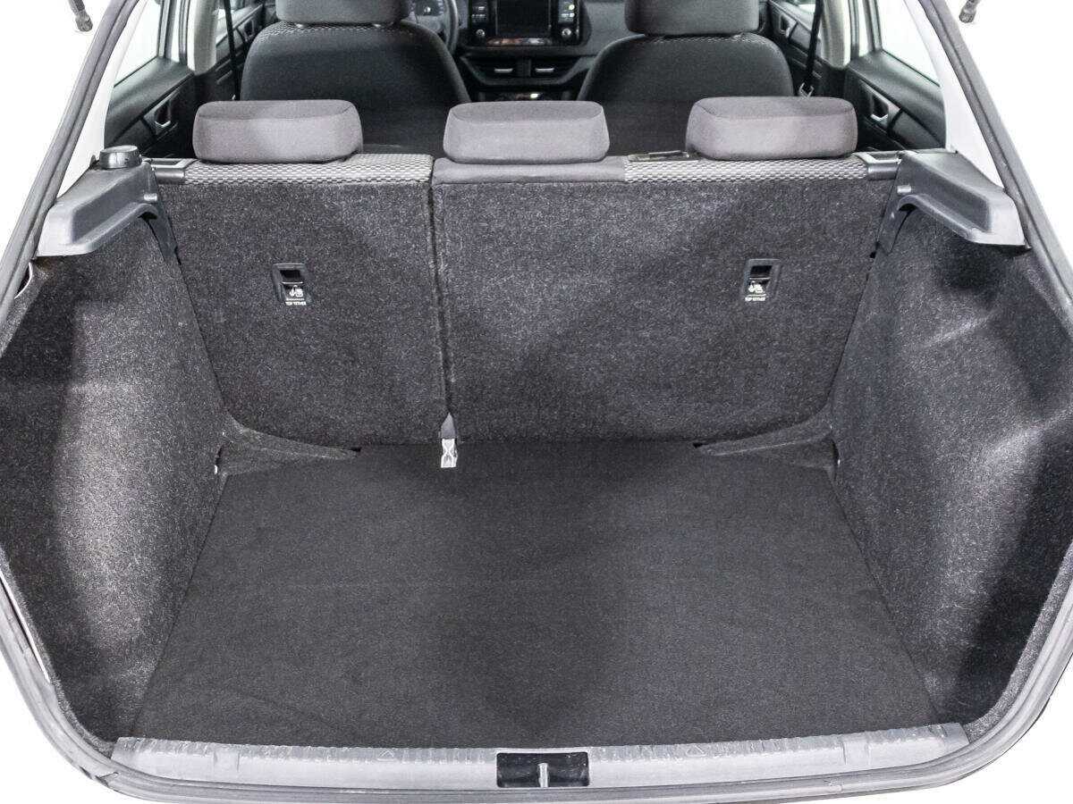 Купить Volkswagen Polo с пробегом. Фото: #14