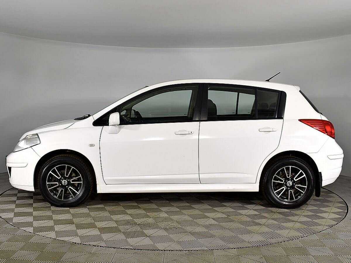 Купить Nissan Tiida с пробегом. Фото: #5