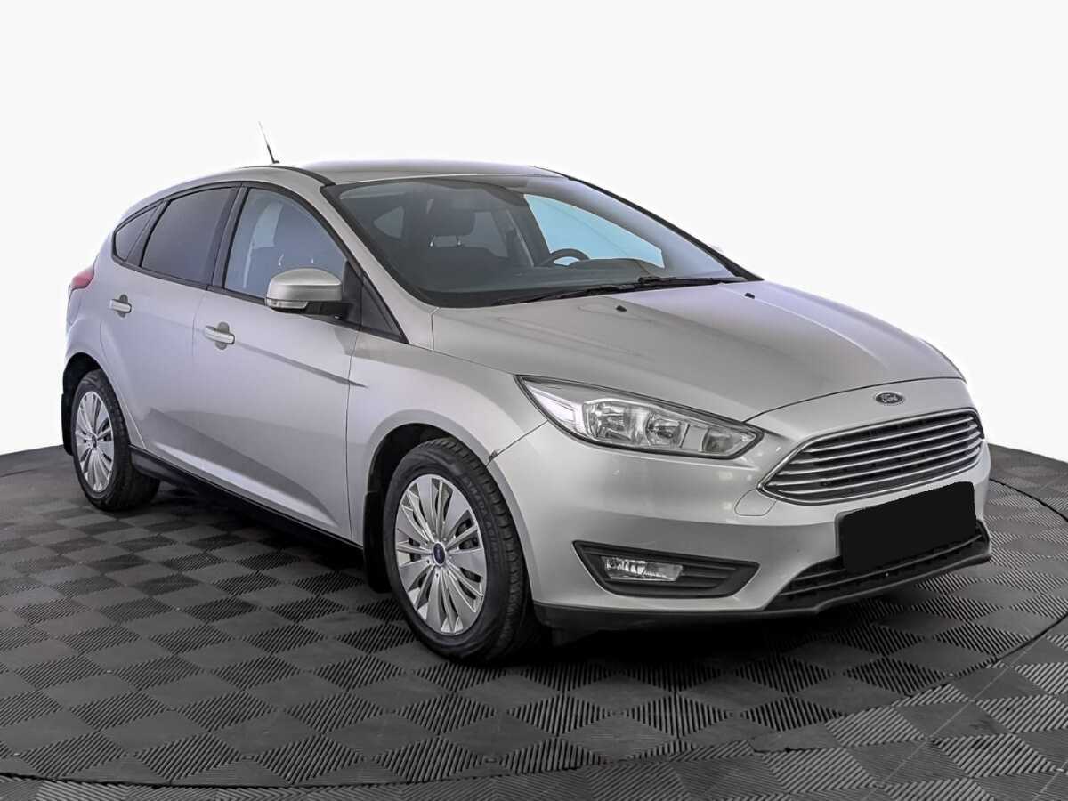 Купить Ford Focus с пробегом. Фото: #2