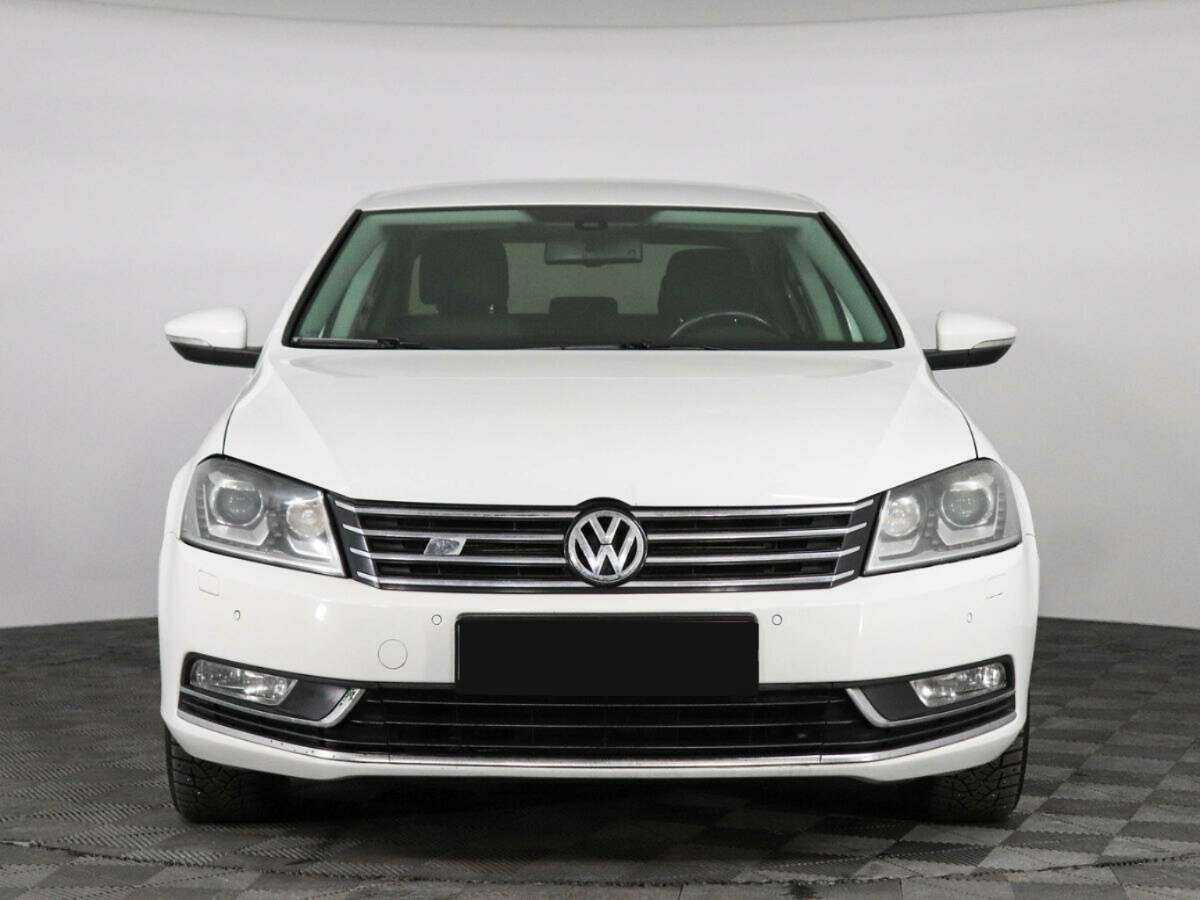 Купить Volkswagen Passat с пробегом. Фото: #1