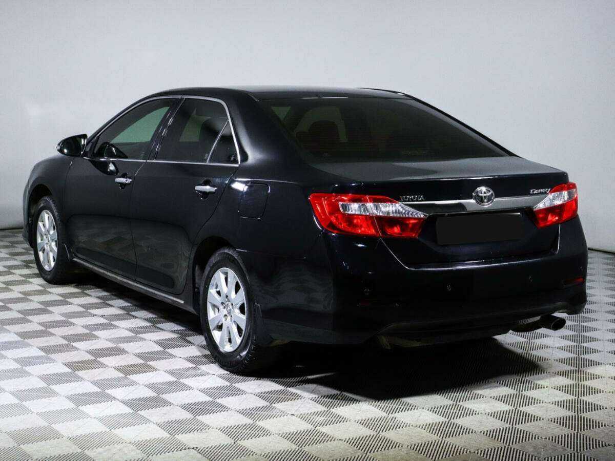 Купить Toyota Camry с пробегом. Фото: #5