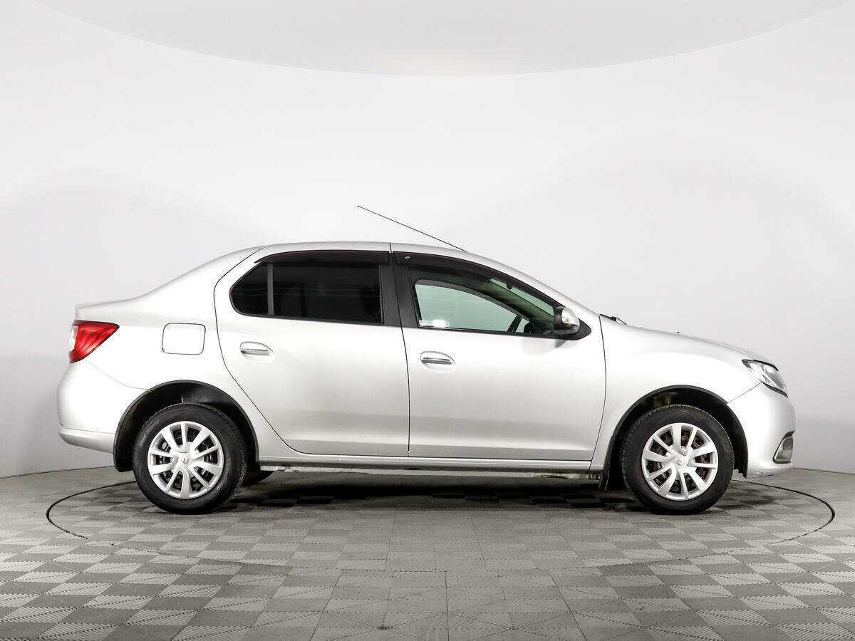 Купить Renault Logan с пробегом. Фото: #3