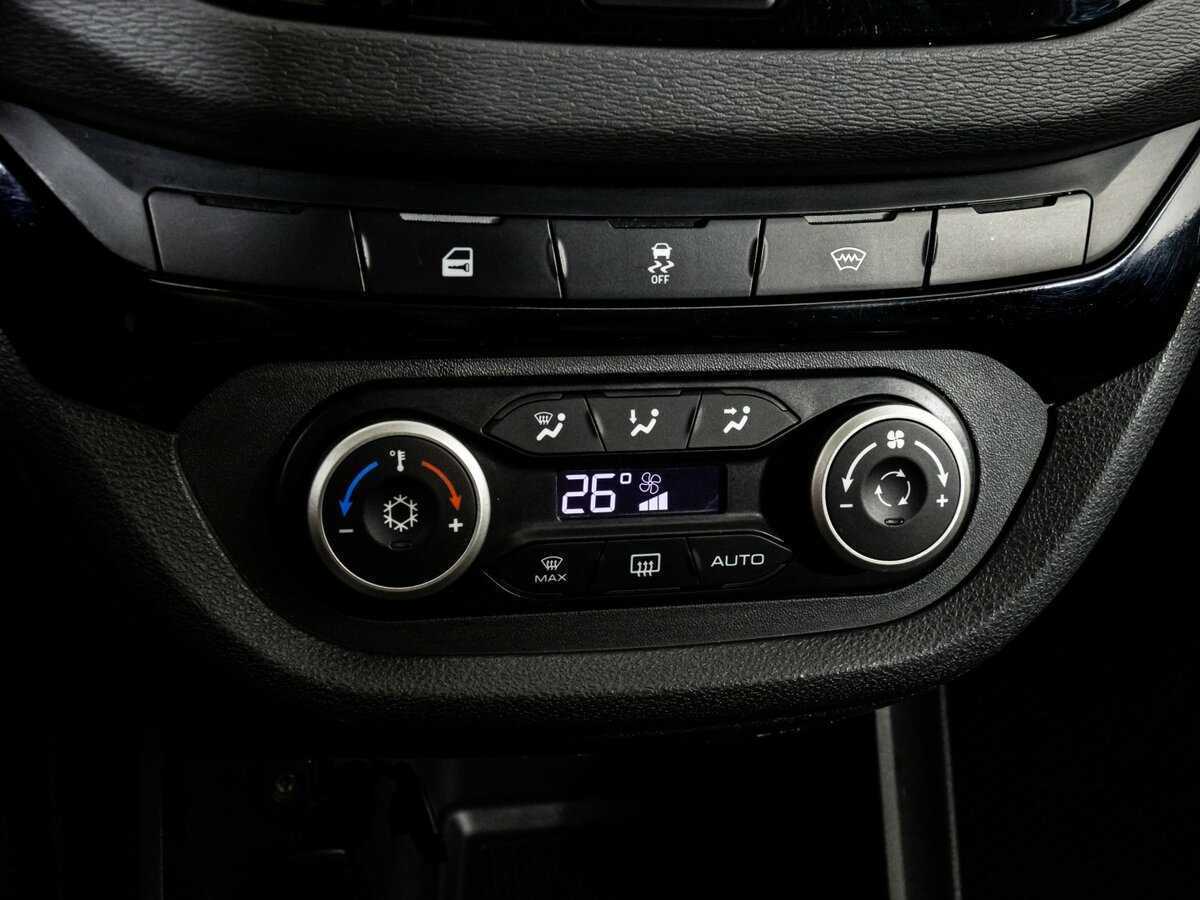 Купить Lada (ВАЗ) Vesta с пробегом. Фото: #13