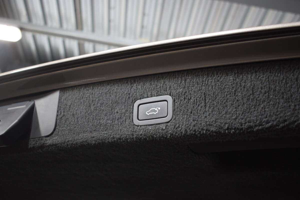 Купить Volvo XC70 с пробегом. Фото: #6