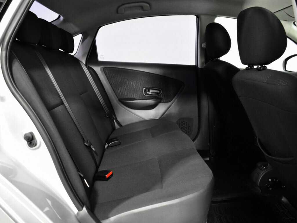 Купить Nissan Almera с пробегом. Фото: #7