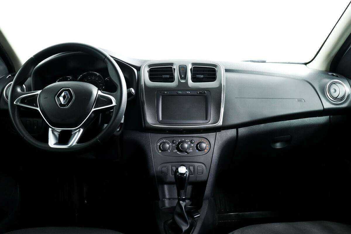 Купить Renault Logan с пробегом. Фото: #10